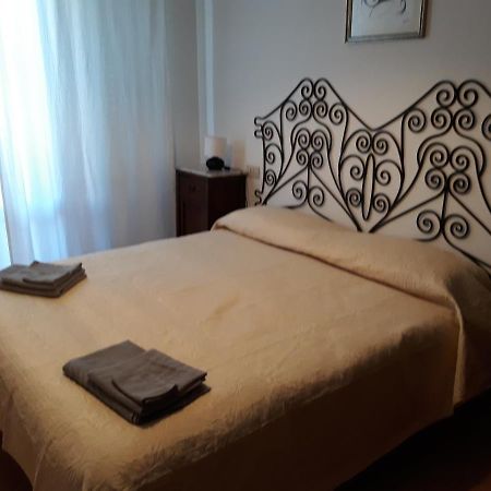 Casa Dori Apartment Виареджо Екстериор снимка